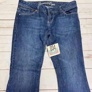 American Eagle Real Flare Size 4 Short